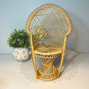 Vintage Boho Wicker Rattan Peacock Chair Plant Stand